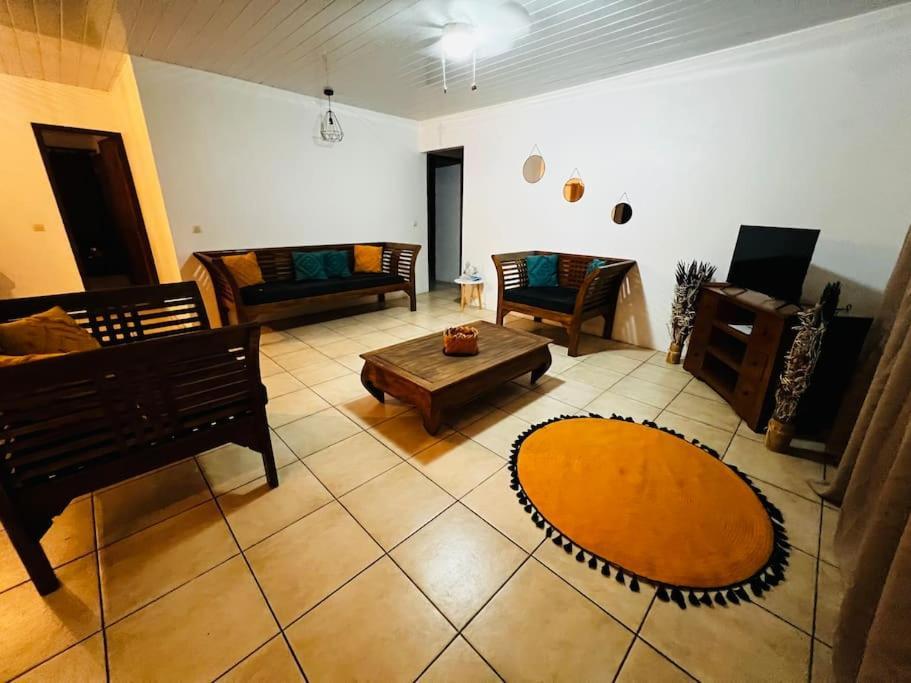 Kahai Maison Tout Confort Et Spacieuse A Holiday home Bora Bora