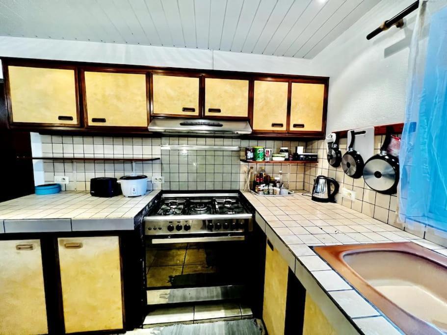 Kahai Maison Tout Confort Et Spacieuse A Holiday home